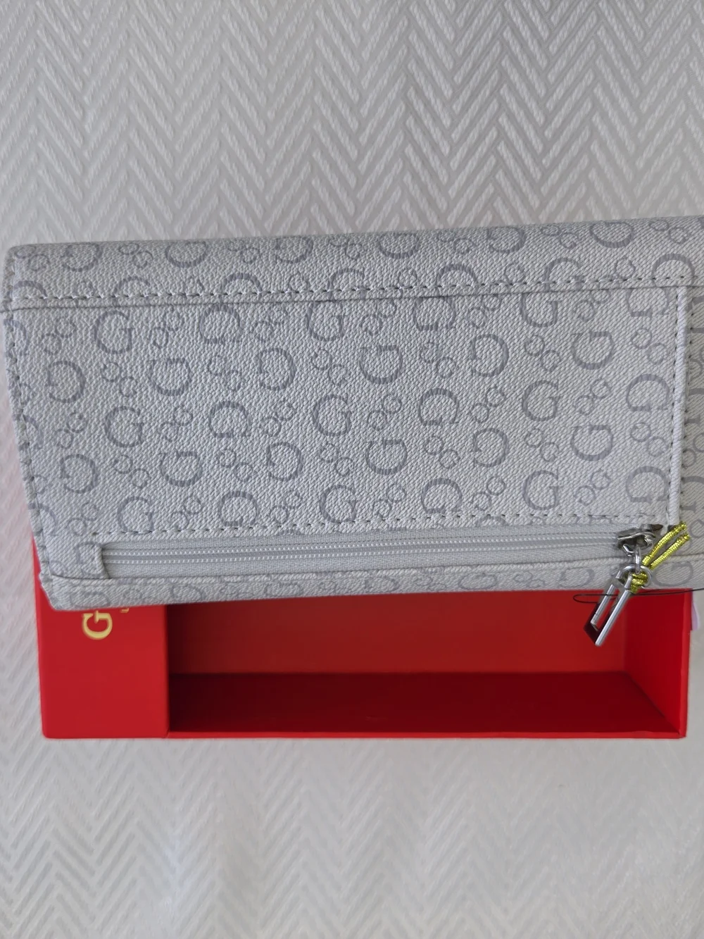 Guess Gray Monogram Zip Clutch Wallet